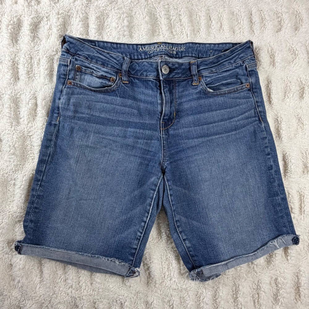 American Eagle Outfitters Stretch Denim Bermuda Shorts Blue Size 14 Mid Rise